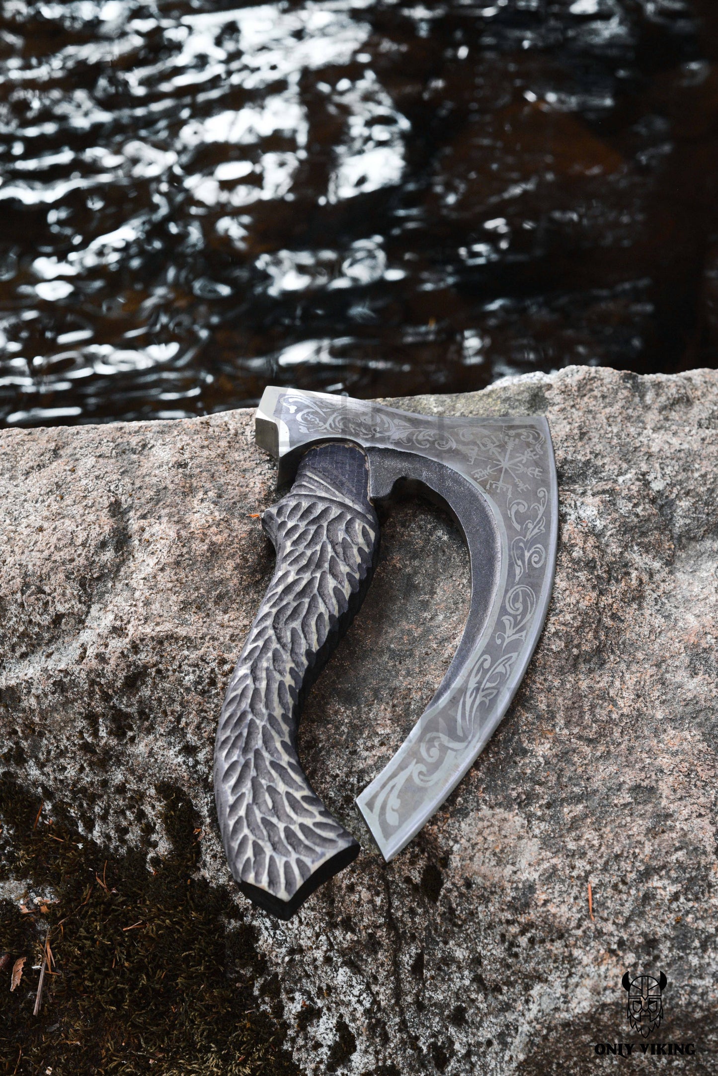 Pizza Cutter Axe & Leather Axe Sheath